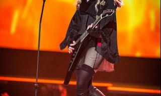 Gaga 是誰 ladygaga紐約演唱會 Gaga 是誰 ladygaga紐約演唱會